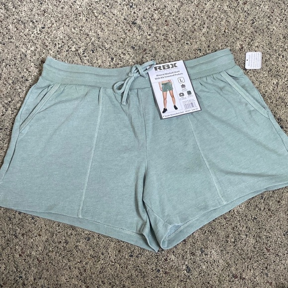 RBX Live Life Active Mineral Washed Shorts Sz L 4” Inseam Celedon Green NWT - Picture 1 of 7
